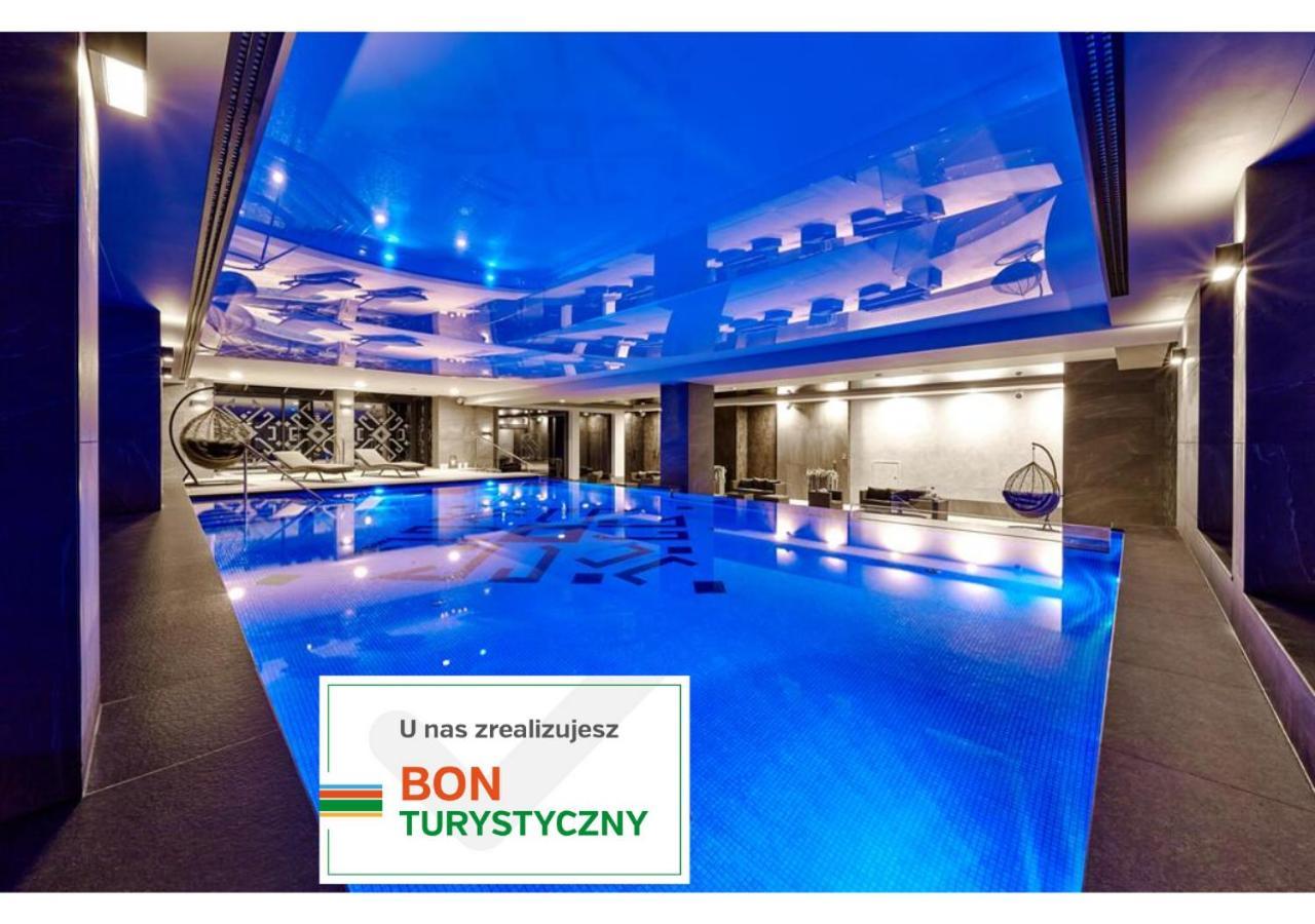 Hotel Ibis Styles Nowy Targ Esterno foto