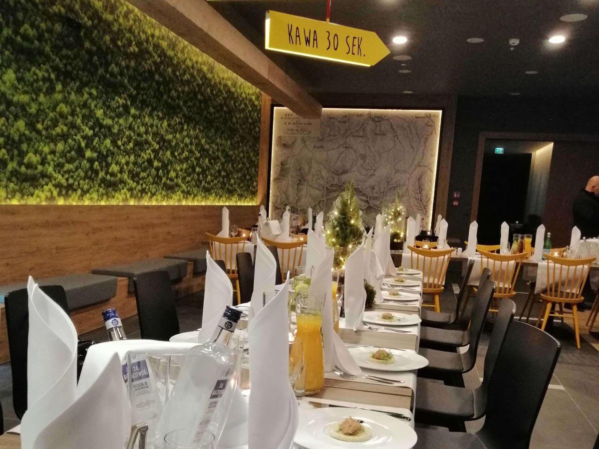 Hotel Ibis Styles Nowy Targ Esterno foto