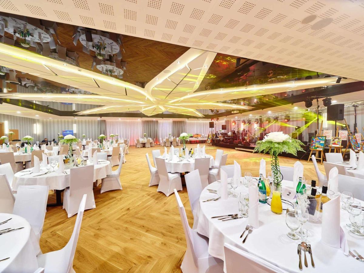 Hotel Ibis Styles Nowy Targ Esterno foto