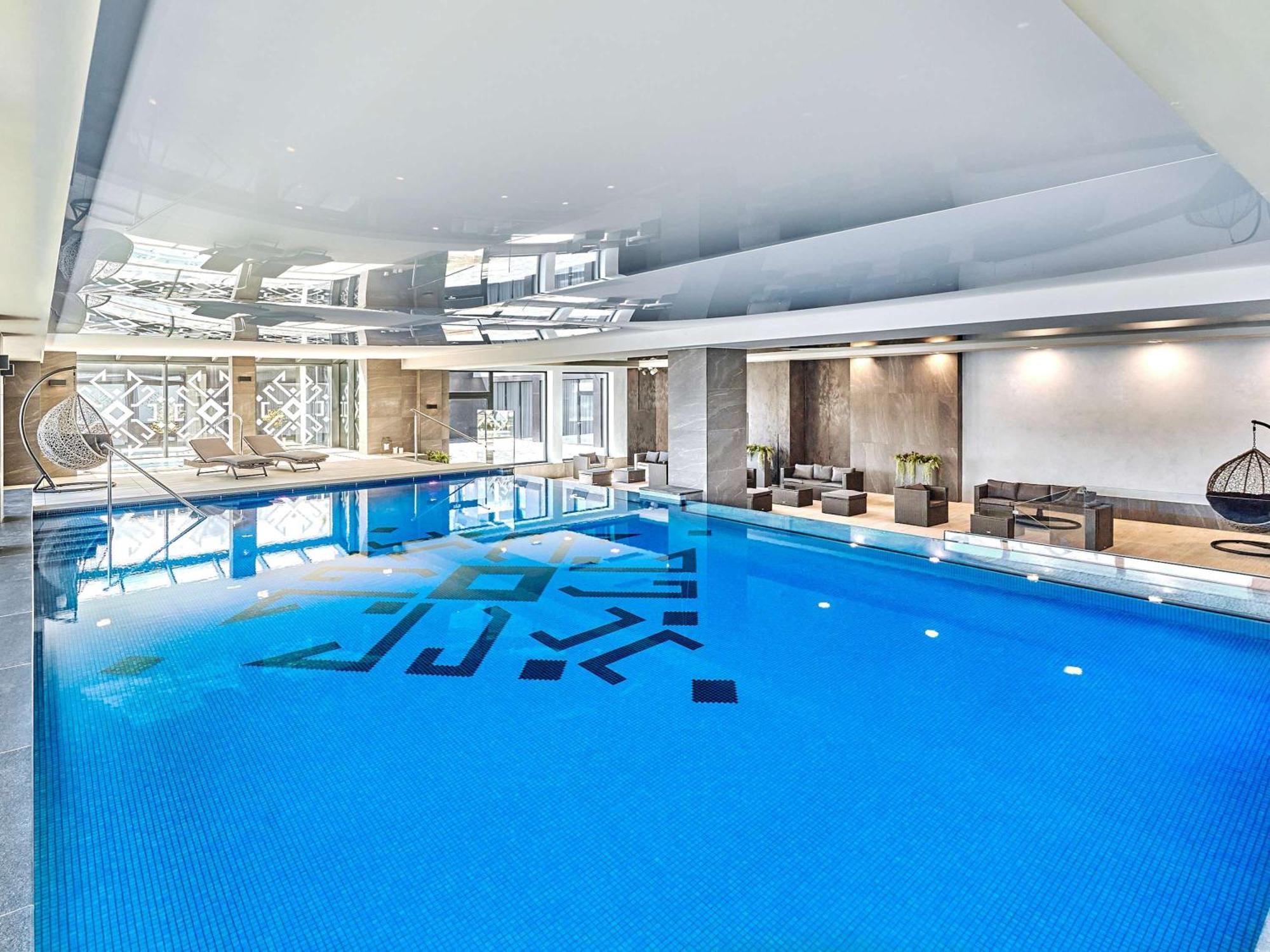 Hotel Ibis Styles Nowy Targ Esterno foto