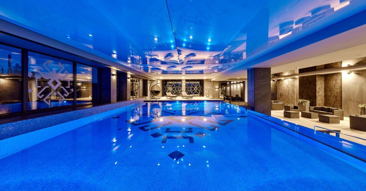 Hotel Ibis Styles Nowy Targ Esterno foto