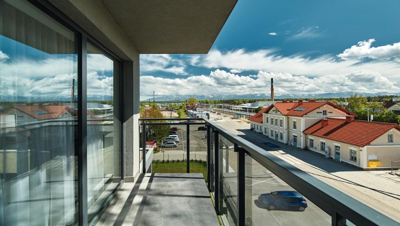 Hotel Ibis Styles Nowy Targ Esterno foto